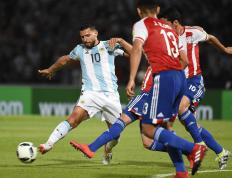 完美电竞-高尔夫赛场再起风云：川蜀风暴队失利齐鲁烈马队，赛场气氛火爆定位球制造杀机(形容比赛现场气氛热烈)