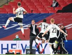 完美世界电竞-包含风云突变山东男篮集结日刷新队史纪录；欧联版图或变；媒体盛赞；训练强度明显提升的词条